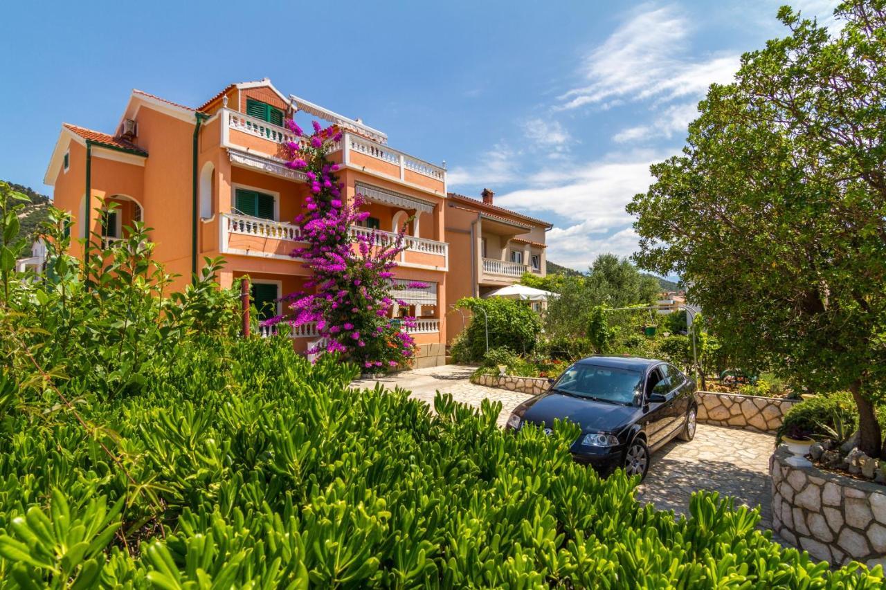 With A Parking Space Barbat, Rab - 20080 Apartment